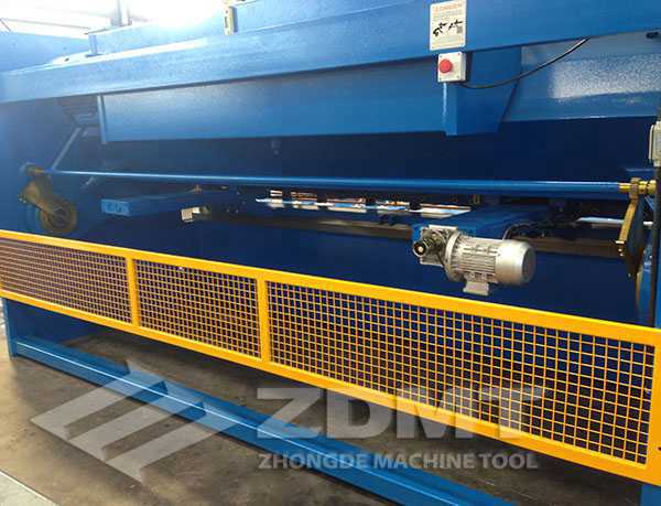 后擋料.jpg 后擋料.jpg